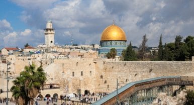 Jerusalem, panorama of Wailing wall and Mousque of Al-aqsa in Jerusalem, Israel